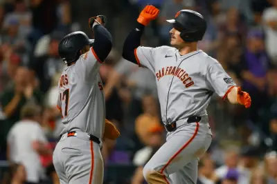 Chapman homers twice as Giants set SF-era home run record, sweep Rockies